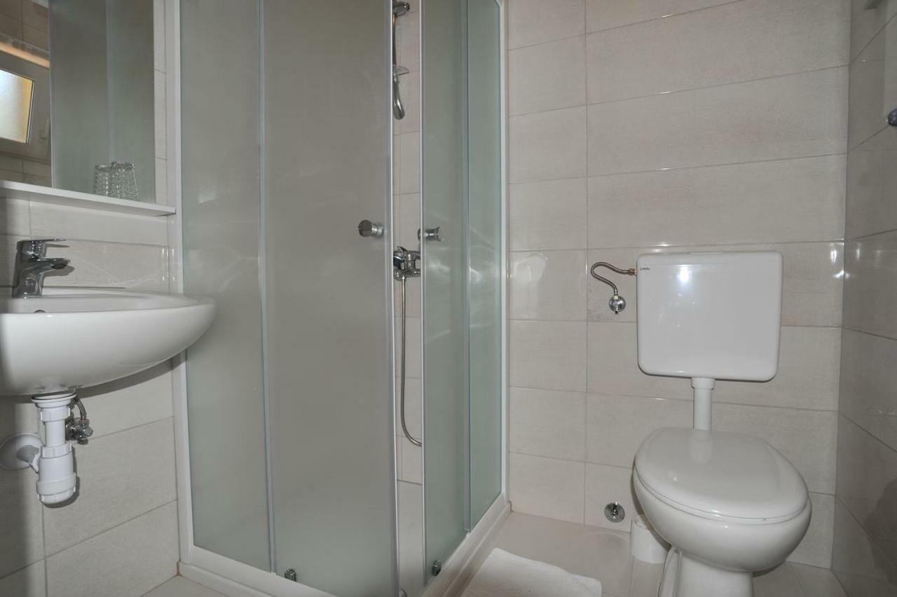 Apartmani Jadranka Viganj Kültér fotó